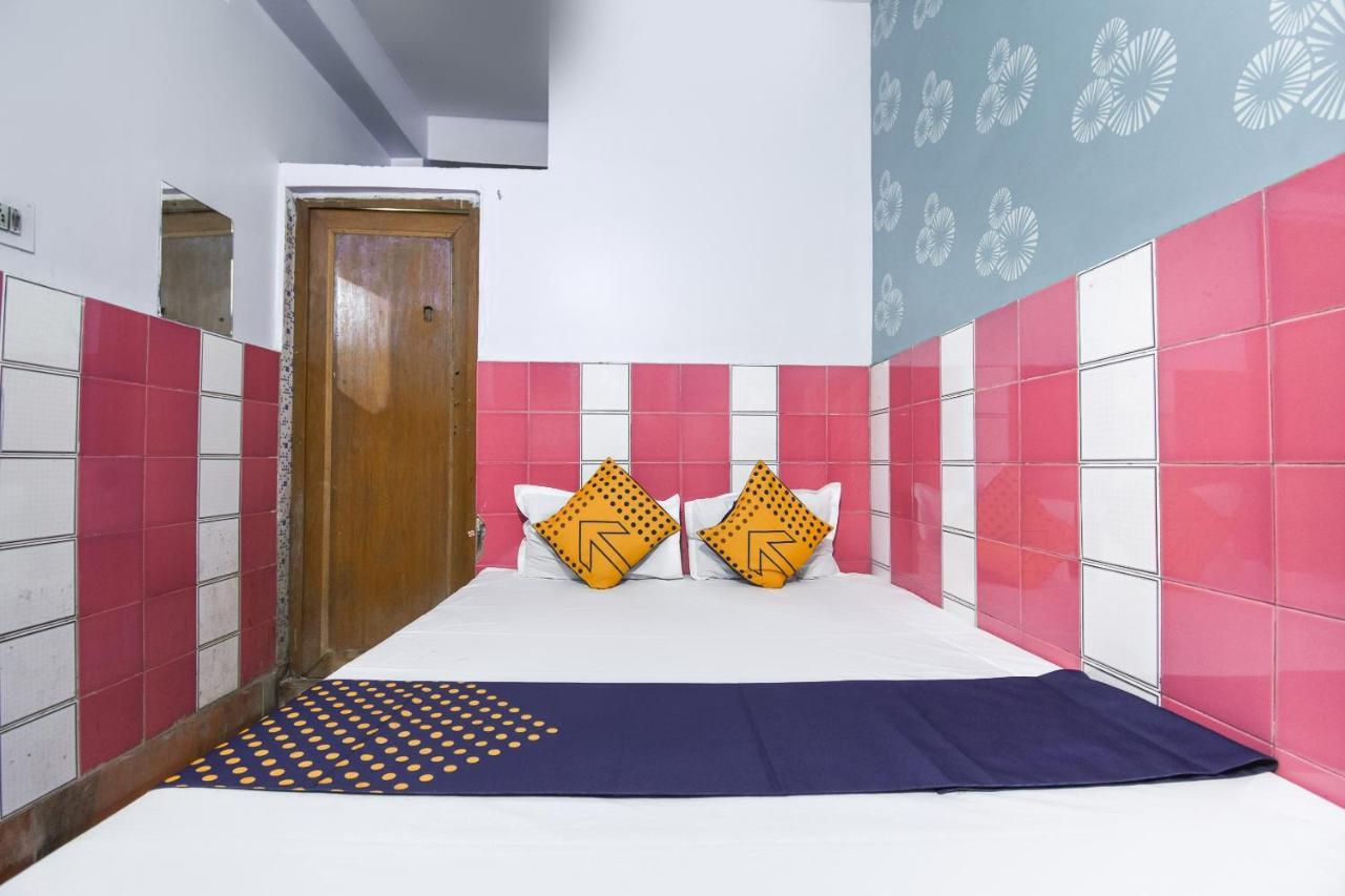 Spot On 70605 Taj Guest House Kolkata Exterior photo