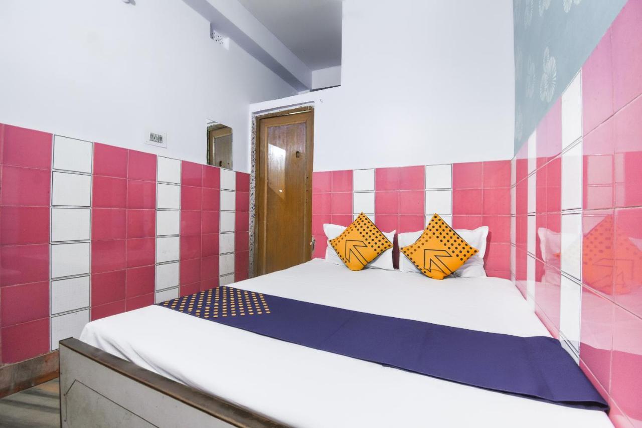 Spot On 70605 Taj Guest House Kolkata Exterior photo